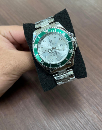 ⌚🌊💎 ROLEX SUBMARINER – ELEGANCIA BAJO PRESIÓN 🔱✨